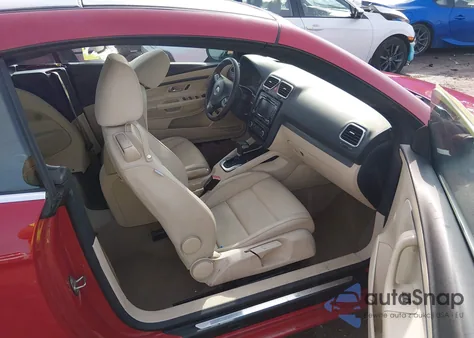 2010 Volkswagen Eos Komfort z USA, uszkodzony, nr VIN WVWBA7AH6AV020972